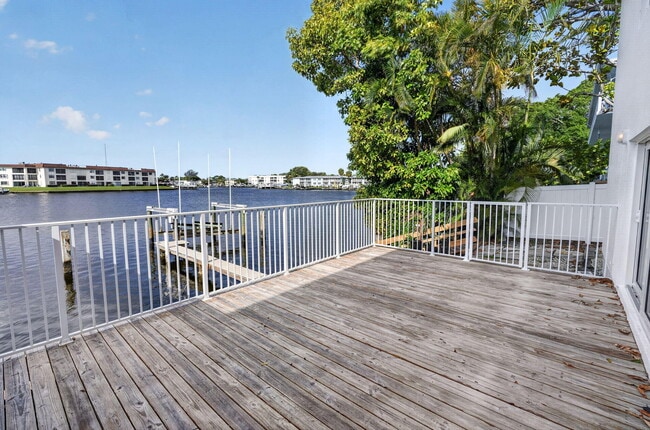 Building Photo - 624 Southwind Cir