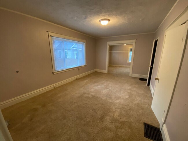 Building Photo - 846 Jennette Ave NW