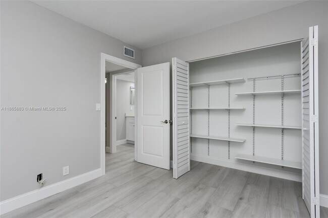 Building Photo - 2474 NW 89th Dr