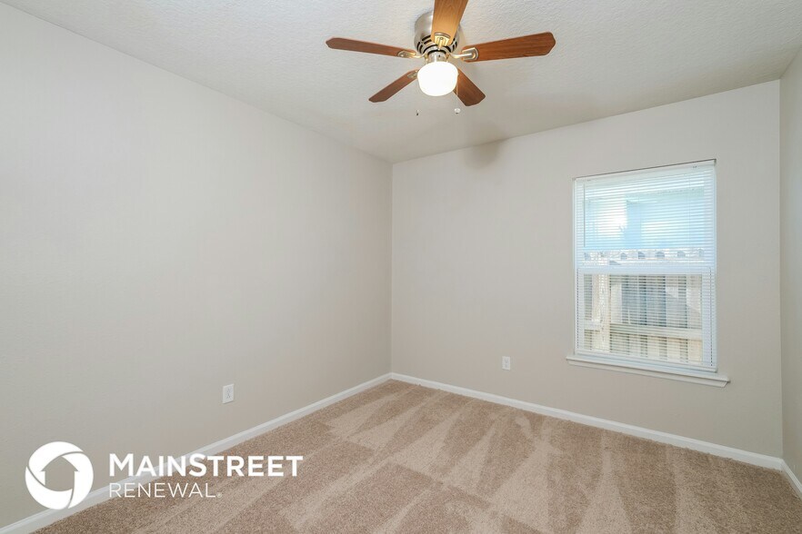 Building Photo - 97532 Albatross Dr