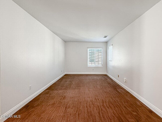 Building Photo - 4948 Via Coronado