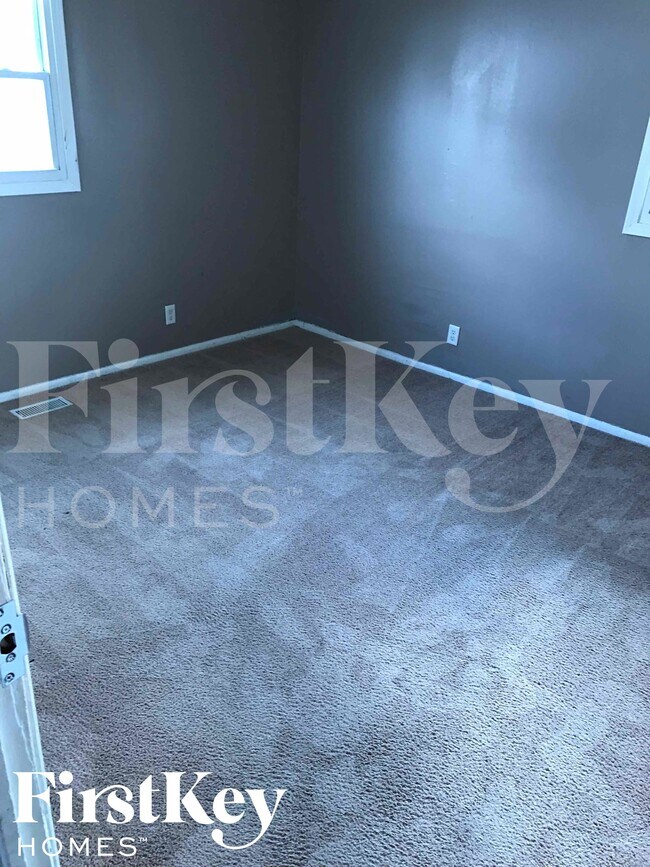 Building Photo - 8509 Lenna Ct