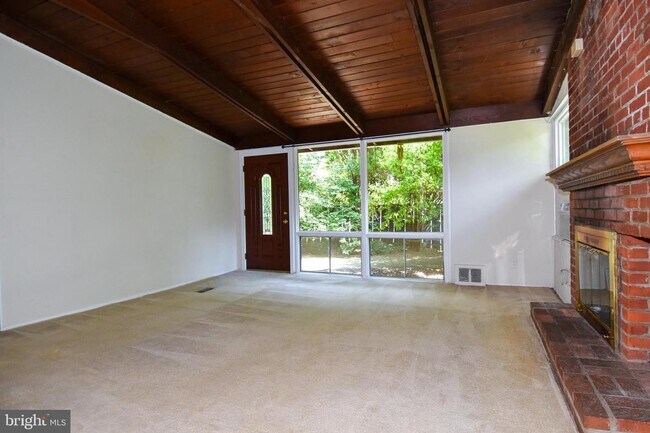 Building Photo - 3415 Gallows Rd