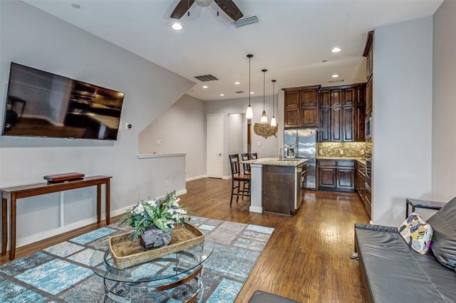 Building Photo - 1016 Liberty St