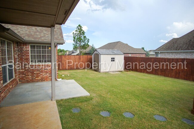 Building Photo - FOR LEASE | Broken Arrow | 3 Bed, 2 Bath H...