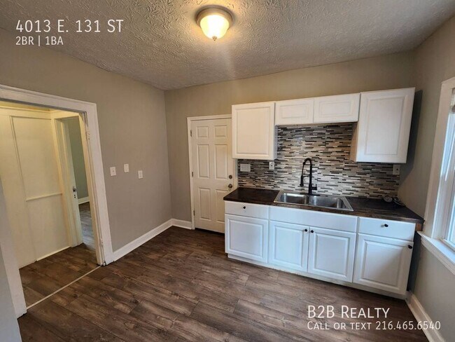 Building Photo - 4013 E. 131 ST-