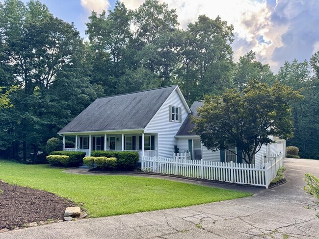 Primary Photo - 45 Gentry Dr