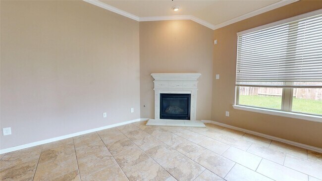 Building Photo - 12314 Meadow Breeze Dr