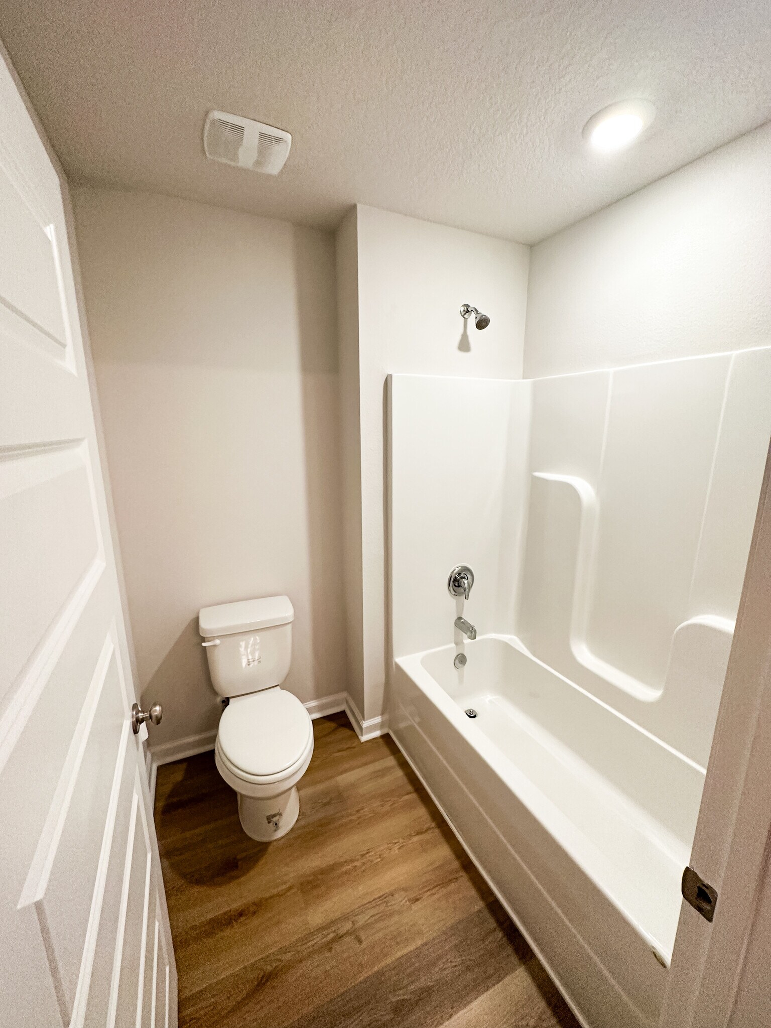 Building Photo - 4326 White Cedar Ct