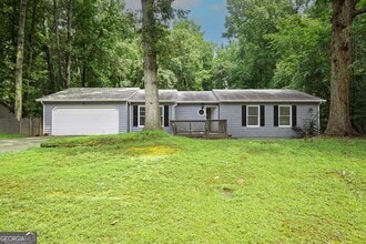 Building Photo - 2100 Whitebluff Way
