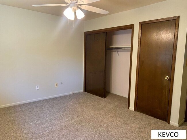 Building Photo - Four Bedroom Single Family Home with Large Backyard