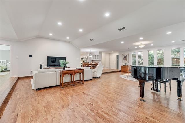 Building Photo - 3825 Echo Brook Ln