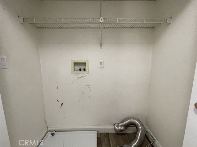Building Photo - 15096 Fox Ridge Dr