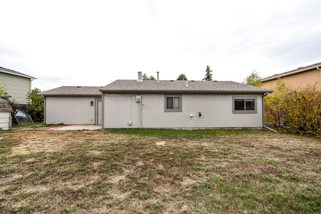 Building Photo - 2185 Ambleside Dr