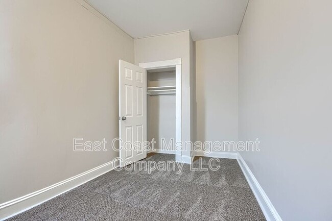 Building Photo - 1530 N Rosedale St