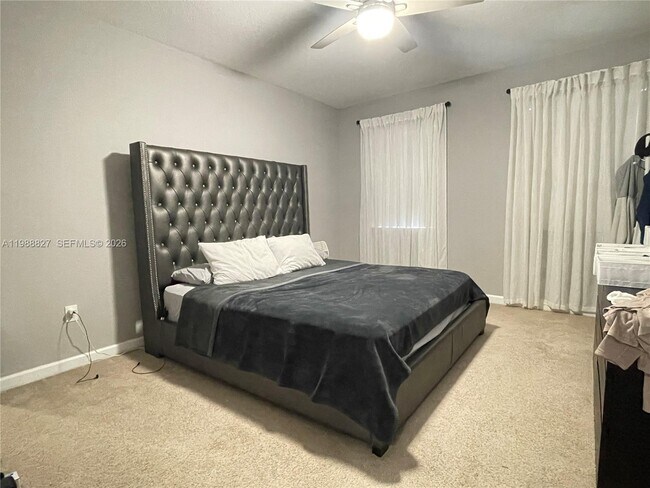 Building Photo - 16963 SW 92nd St