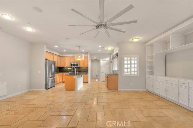 Building Photo - 6264 Manzanita Way