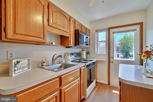 Building Photo - 7731 Wynbrook Rd