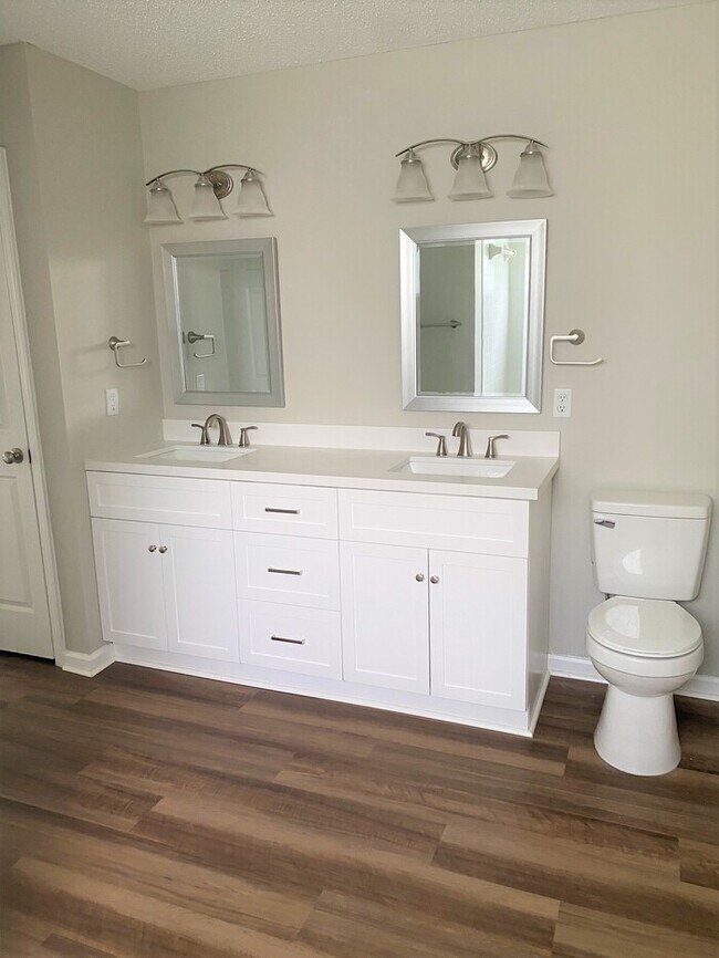 Building Photo - Remodeled Home
