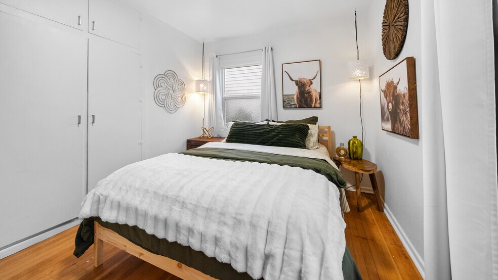 Building Photo - 2910 E 28th St