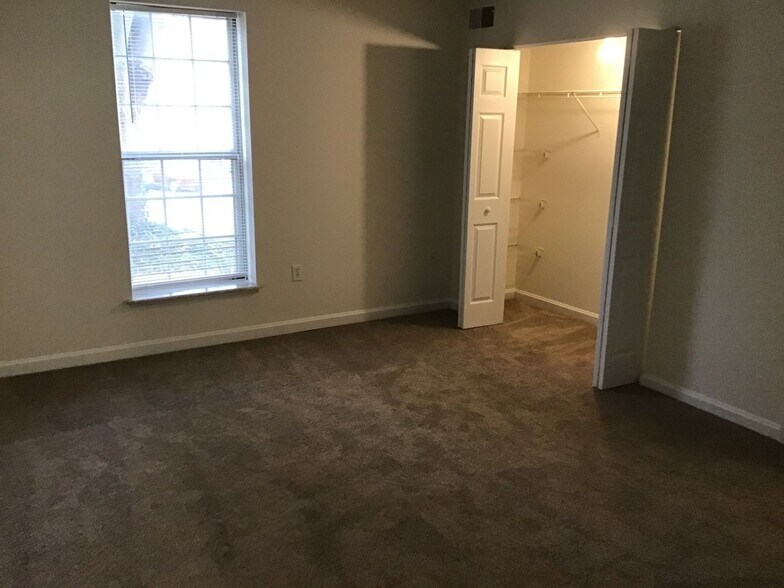 Chateau d'Eden 1501 Butter Rd Lancaster PA 17601 Apartment Finder