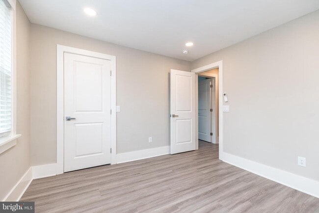 Building Photo - 343 Pawlings Rd