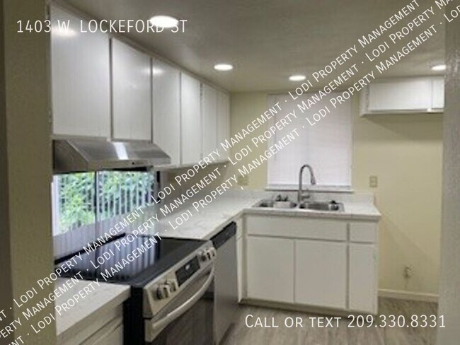 Building Photo - 1403 W Lockeford St