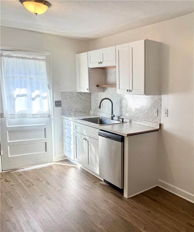 Building Photo - 2908 Skyland Dr NE