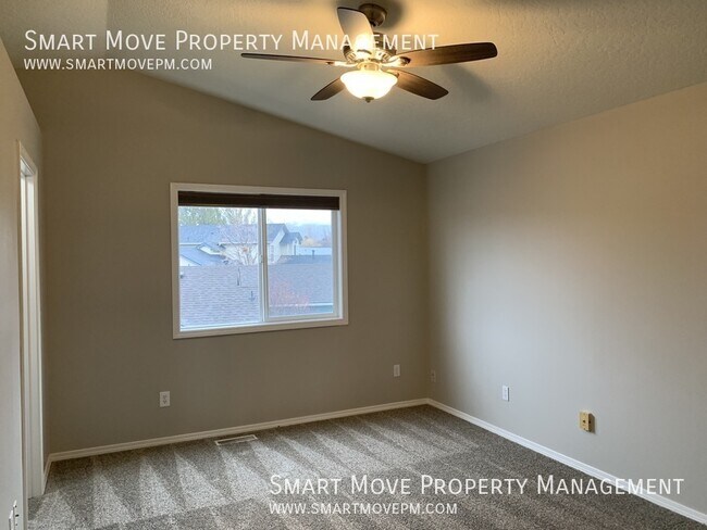 Building Photo - 6094 S Teak Way