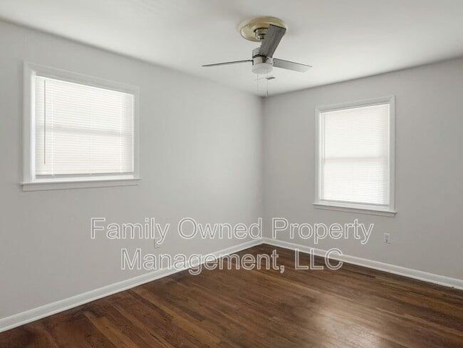 Building Photo - 1522 Joan St