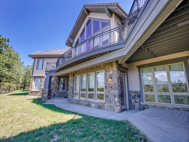 Building Photo - 30296 Snowbird Ln