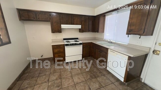 Building Photo - 2728 S Sallee Ct