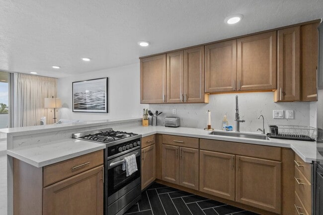 Building Photo - 53-549-549 Kamehameha Hwy