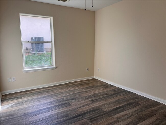 Building Photo - 12534 Ridgecrest Dr