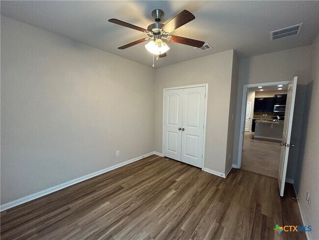 Building Photo - 3013 Sandstone Way