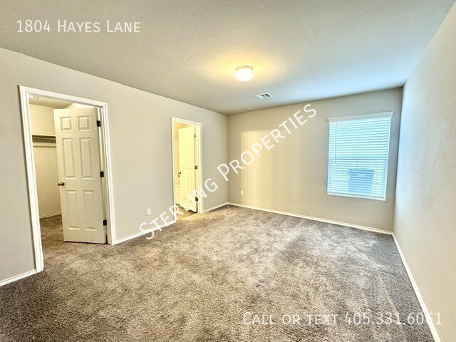 Building Photo - 1804 Hayes Ln