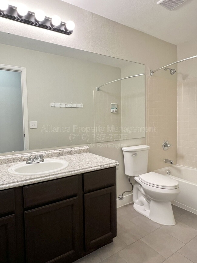 Building Photo - 7365 Cotton Dr