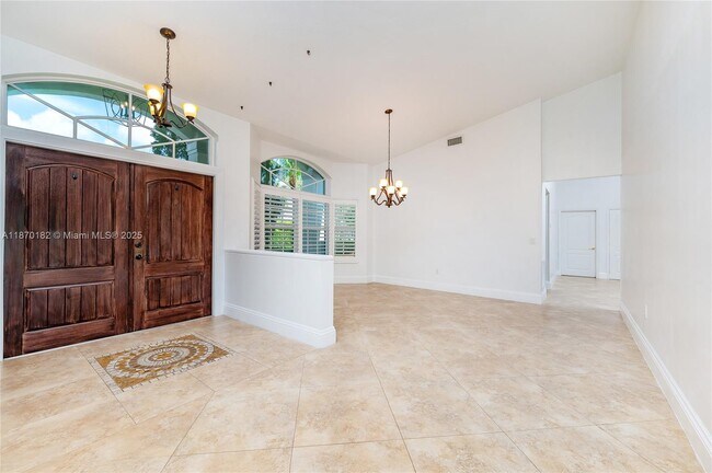 Building Photo - 721 NW 193rd Ave