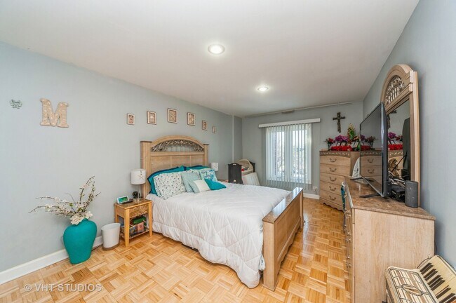 Building Photo - 1550 Sandpebble Dr