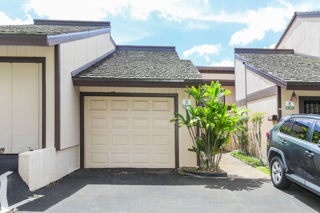 Building Photo - 98-1070-1070 Komo Mai Dr