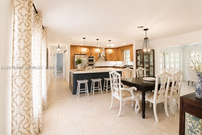 Building Photo - 5380 SW 92nd Ave