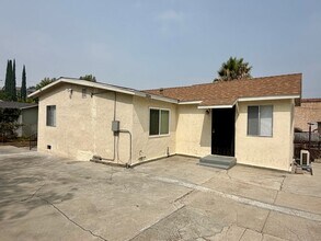 Building Photo - 2522-2524