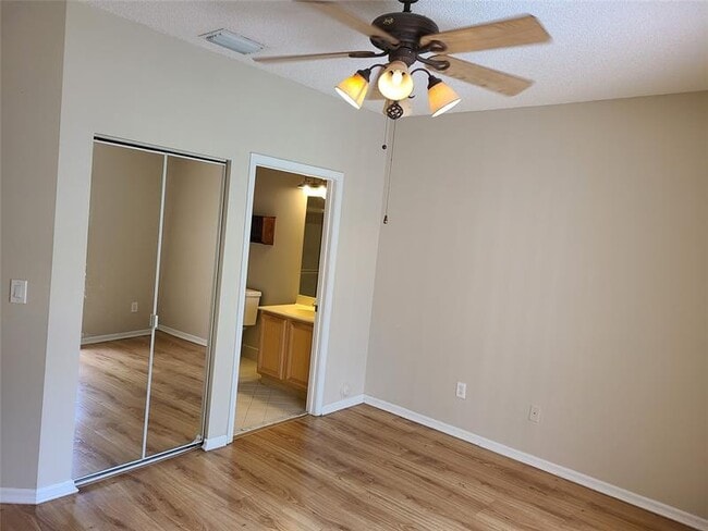 Building Photo - 4740 SW 12th Pl