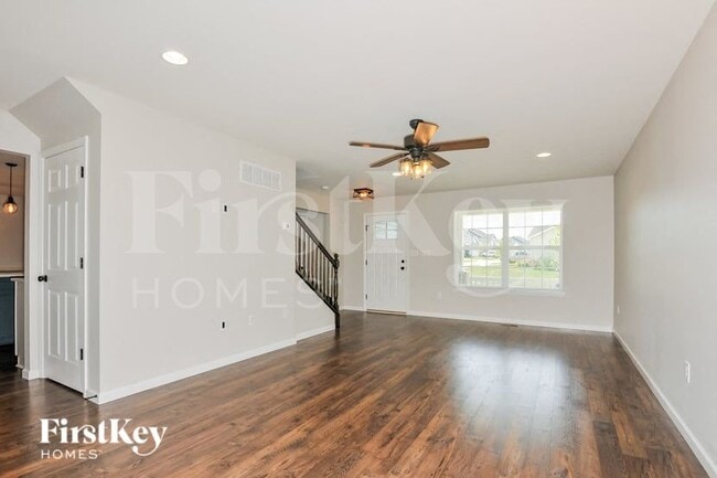 Building Photo - 1684 Woods Mill Dr