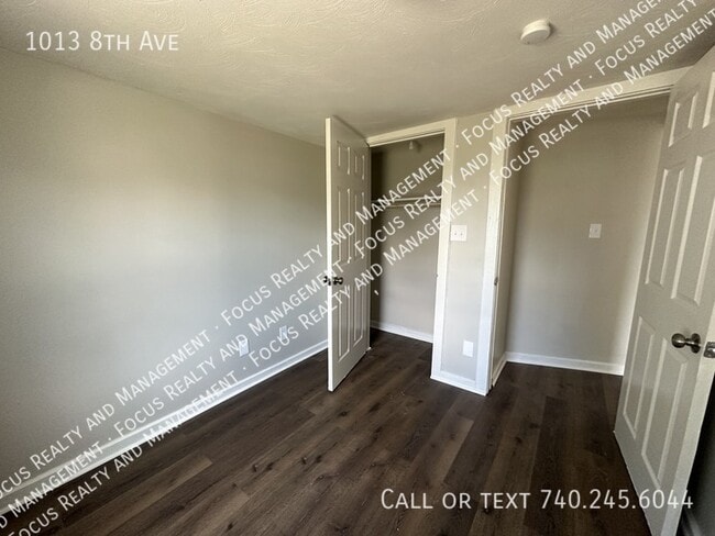 Building Photo - 1013 8th Ave