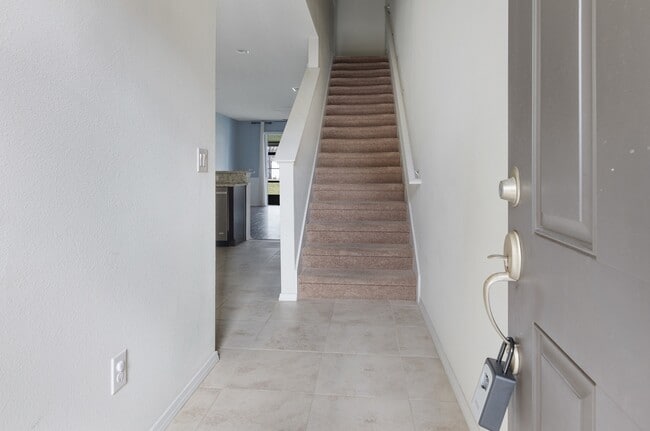 Building Photo - 4770 White Sanderling Ct