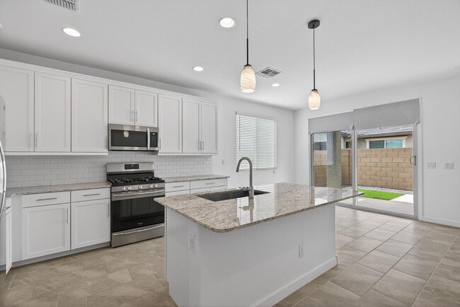 Building Photo - 24870 N 171st Ln