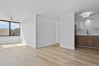Building Photo - 1505-1505 Alexander St