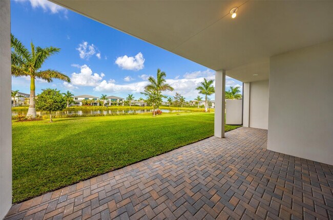 Building Photo - 8551 Swinley Frst Wy