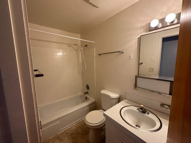 Floorplan - Campus Apartments